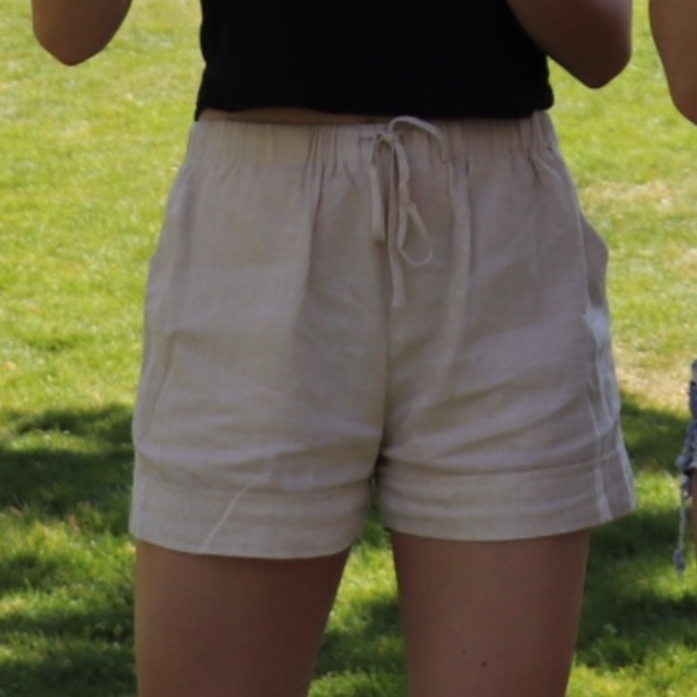 LINEN SHORTS